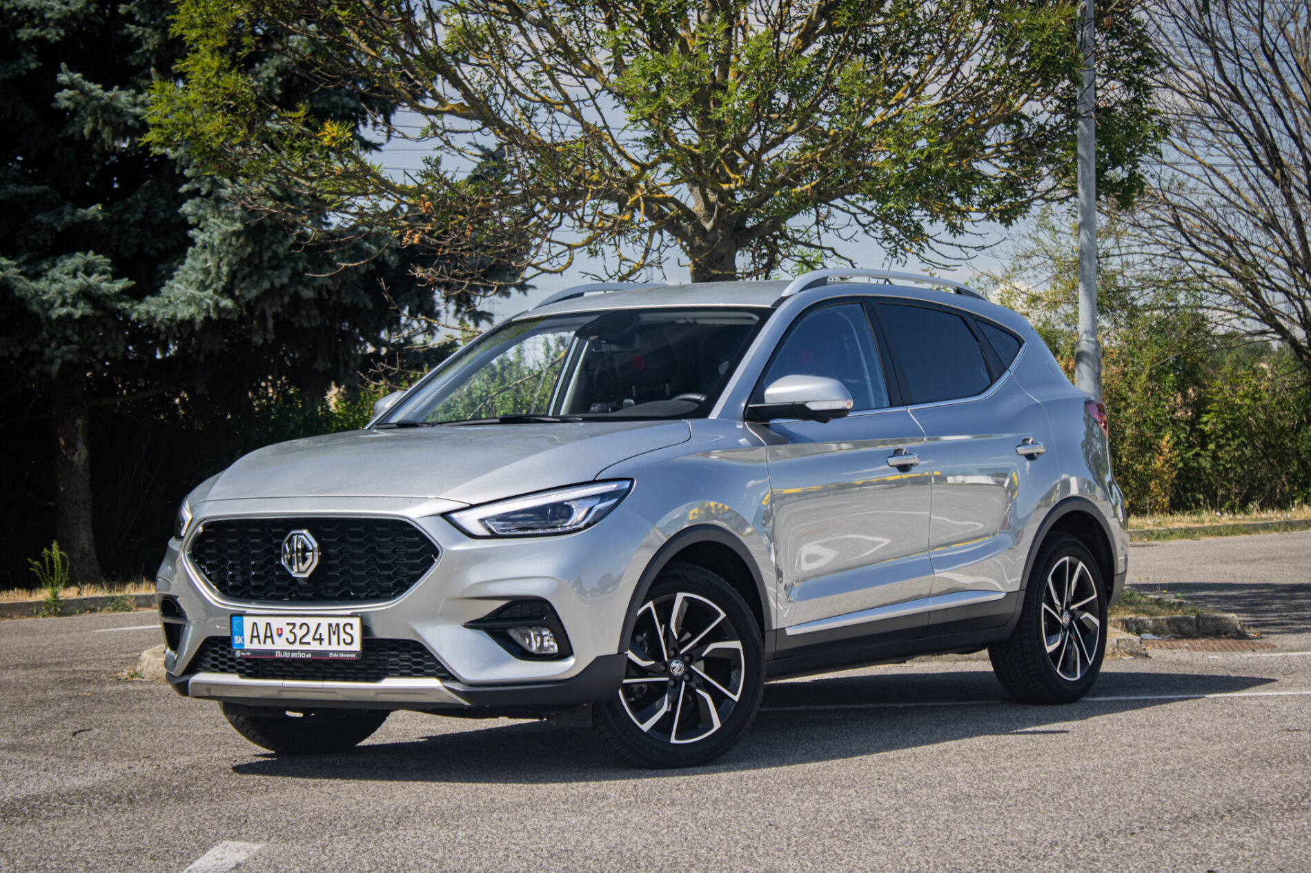 MG ZS