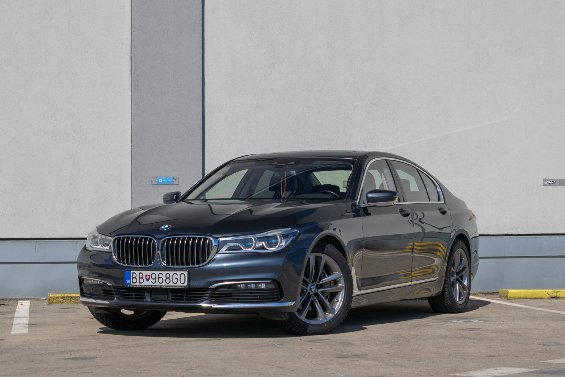 BMW Rad 7 2018 na predaj