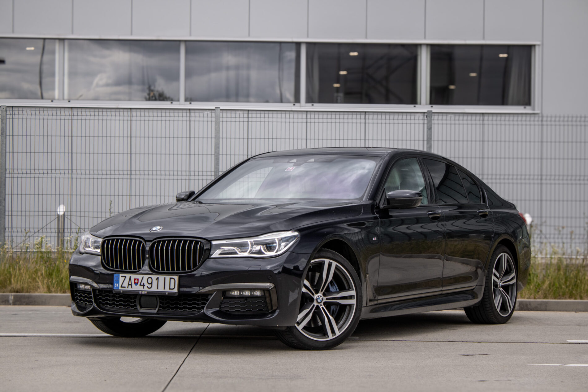 BMW Rad 7 2018 na predaj