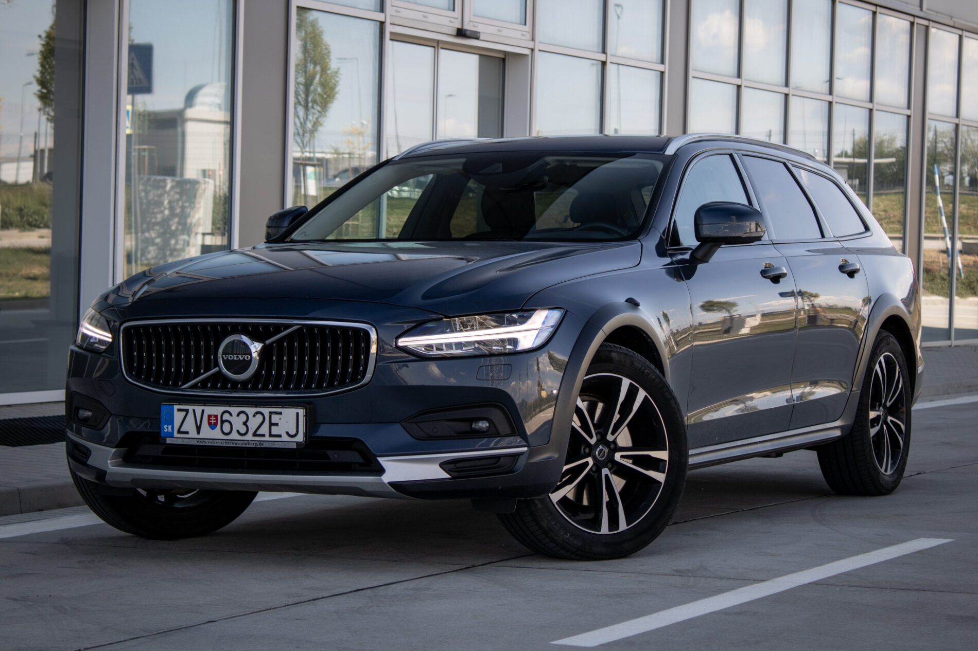Volvo V90 2021 na predaj